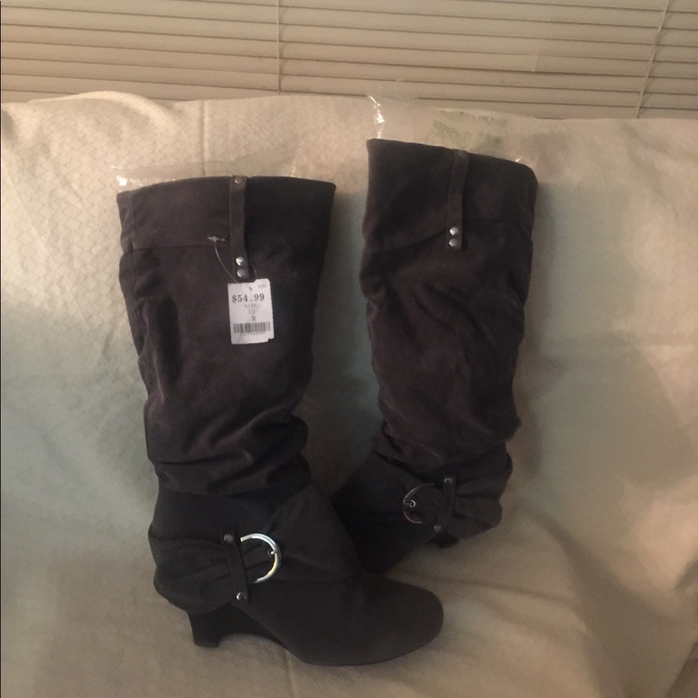 Gray suede boots PU